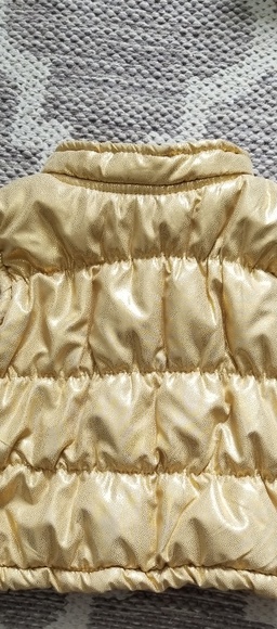 3/$15 Healthex baby 6-9 mo gold puffer vest - Picture 2 of 3